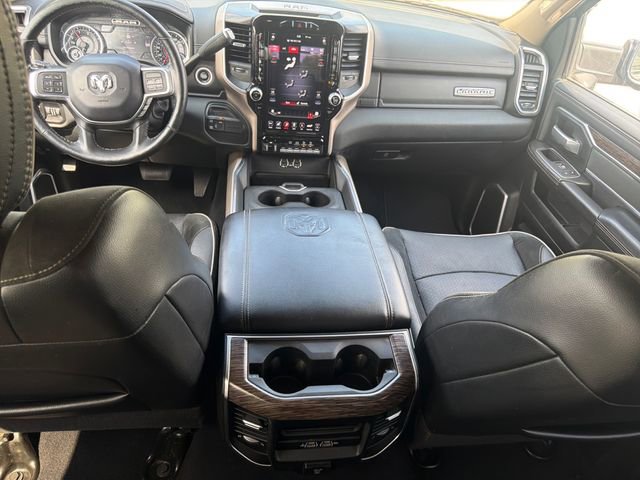 Used 2020 RAM 3500 Laramie AWD/4WD image 17