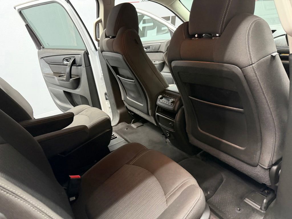 Used 2017 Chevrolet Traverse LT FWD image 48