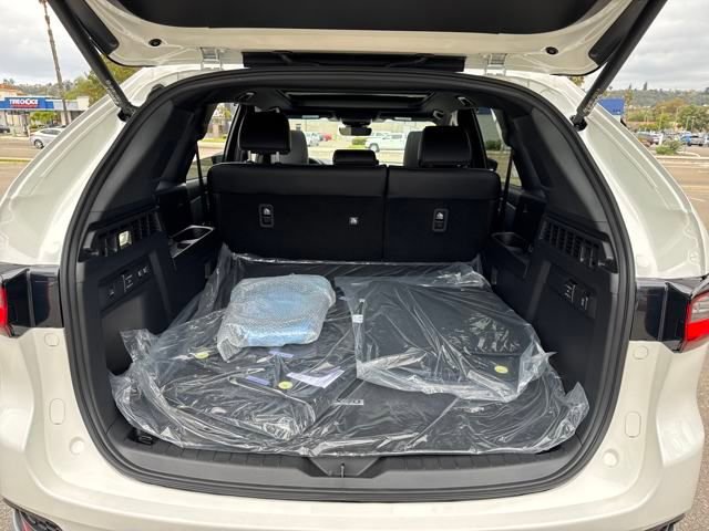 New 2025 MAZDA CX-70 Plug-In Hybrid w/ Premium Plus image 23