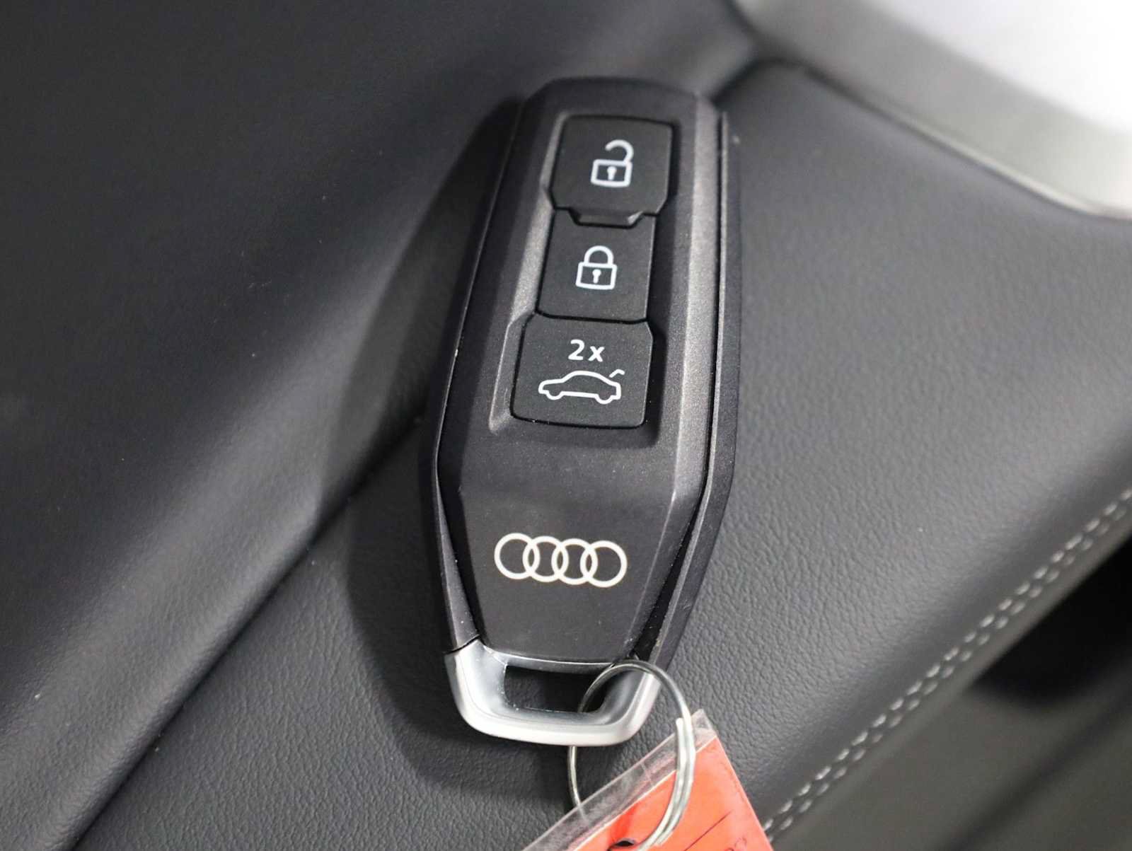 Certified 2025 Audi Q5 Premium w/ Premium Plus AWD/4WD image 42