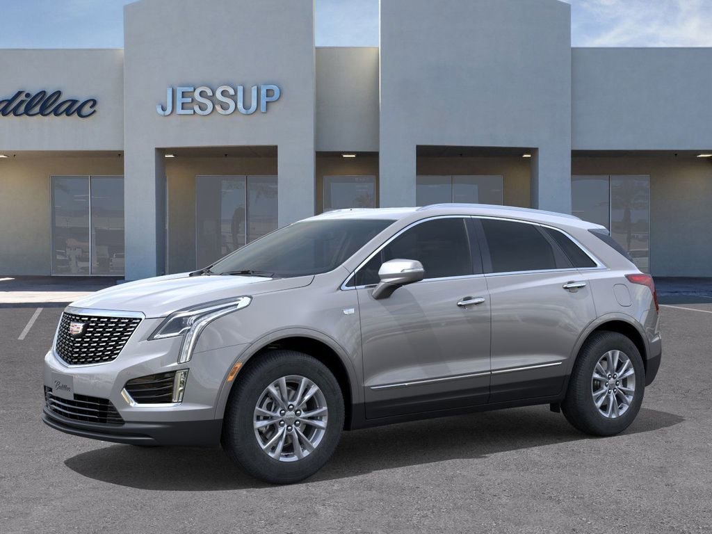 New 2026 Cadillac XT5 Luxury image 2