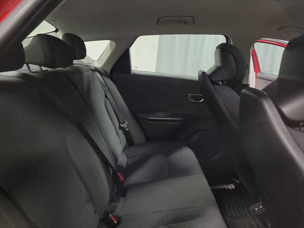 Used 2025 Kia K4 FWD image 23