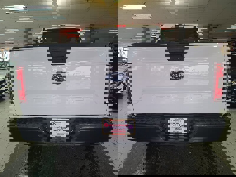 Used 2019 Ford F150 XL w/ Equipment Group 101A Mid image 6