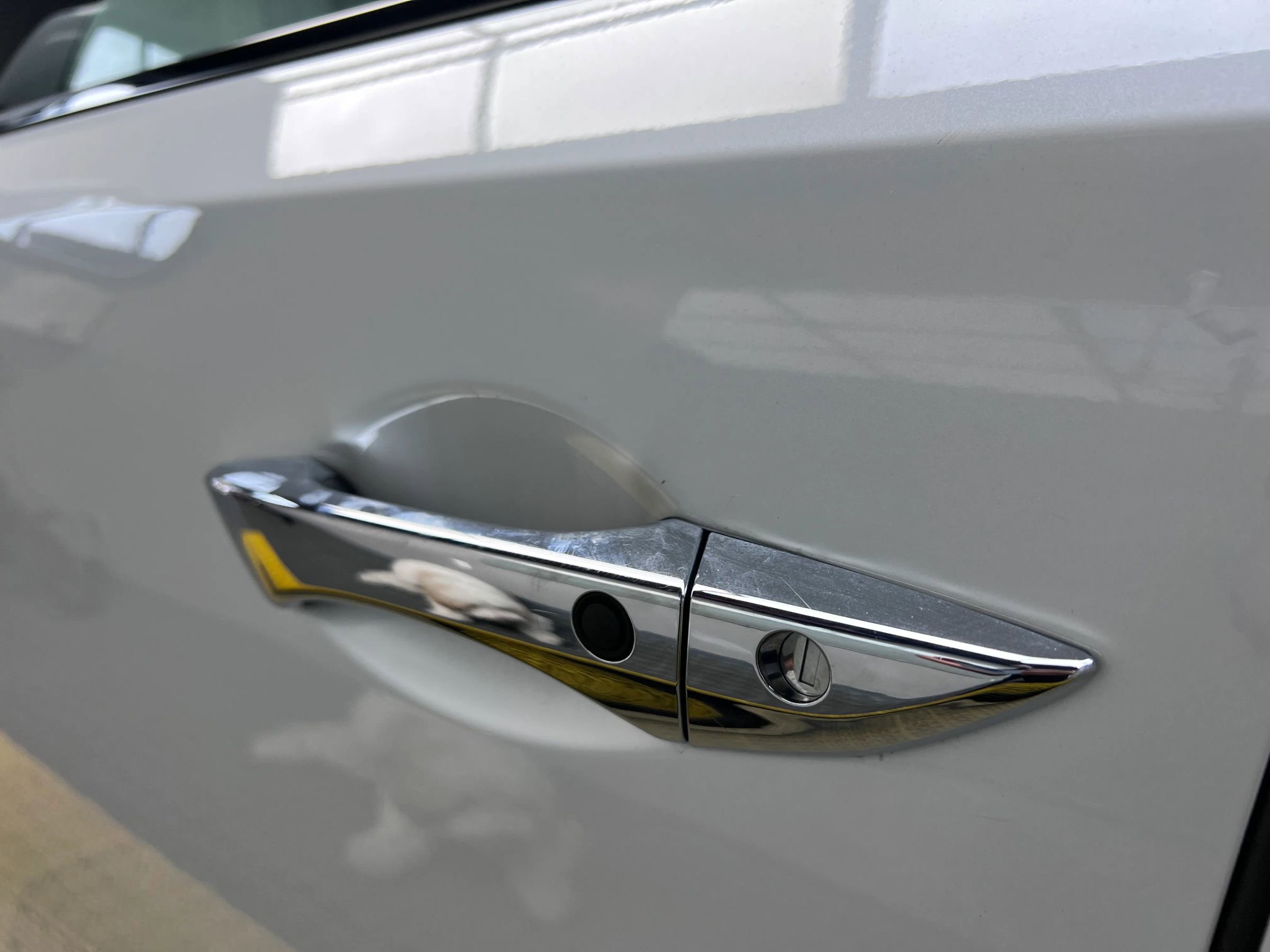 Used 2020 Acura MDX FWD image 31