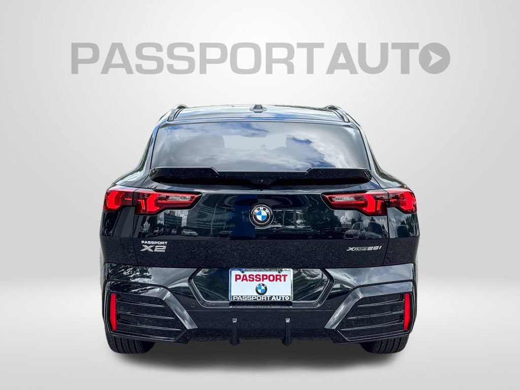 New 2026 BMW X2 xDrive28i w/ Technology Package AWD/4WD image 5