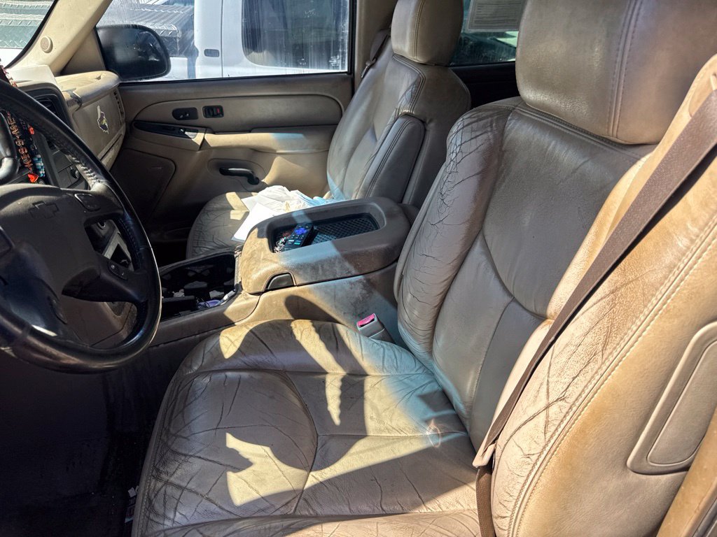 Used 2004 Chevrolet Tahoe LT w/ LT Preferred Equipment Group RWD image 10