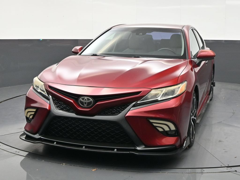 Used 2018 Toyota Camry SE FWD image 8