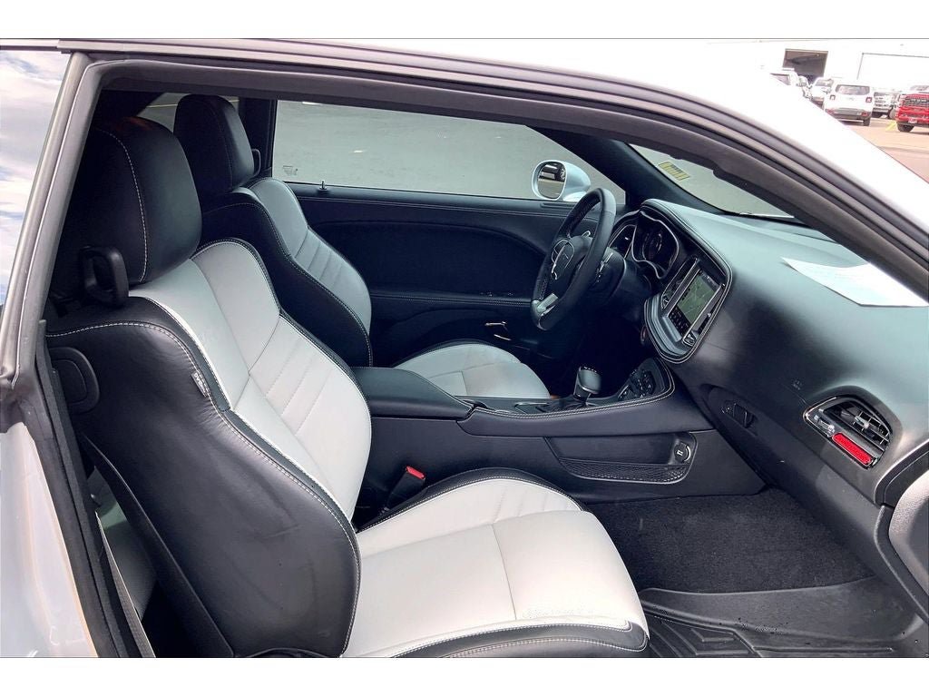 Used 2023 Dodge Challenger SRT Hellcat RWD image 8