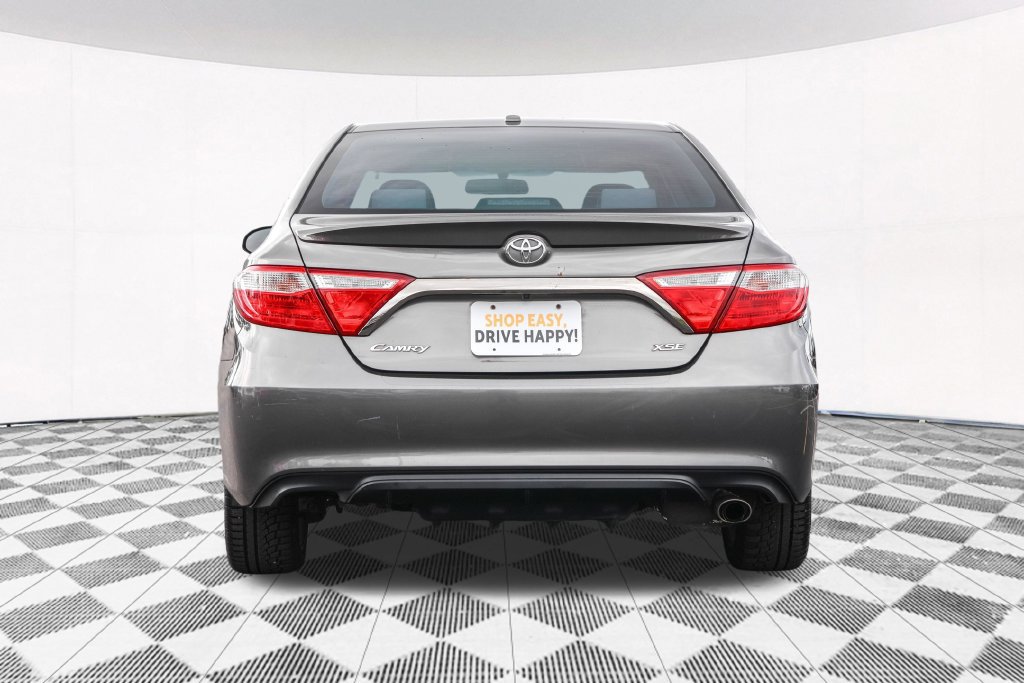 Used 2017 Toyota Camry XSE w/ Moonroof Package FWD image 14