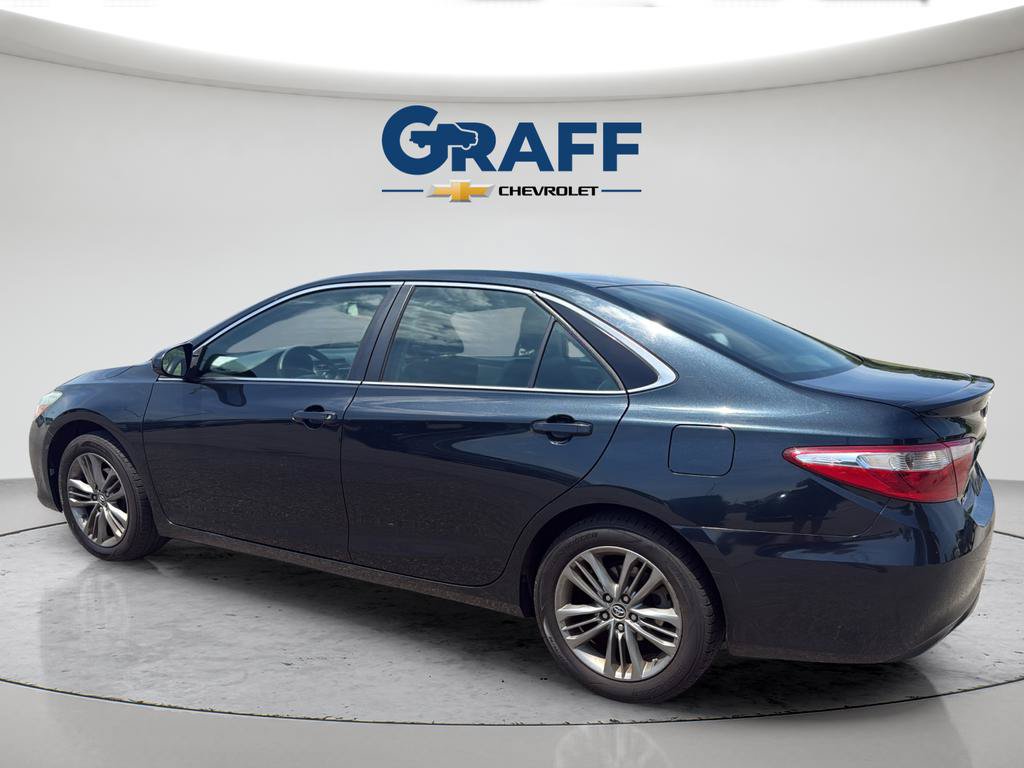Used 2015 Toyota Camry SE FWD image 4