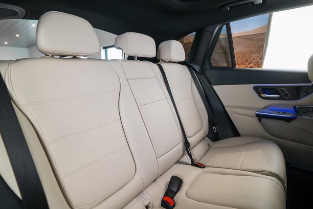 New 2026 Mercedes-Benz GLC 300 4MATIC image 32