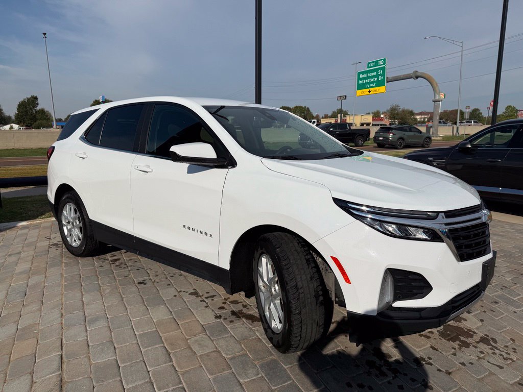 Used 2024 Chevrolet Equinox LT FWD image 7