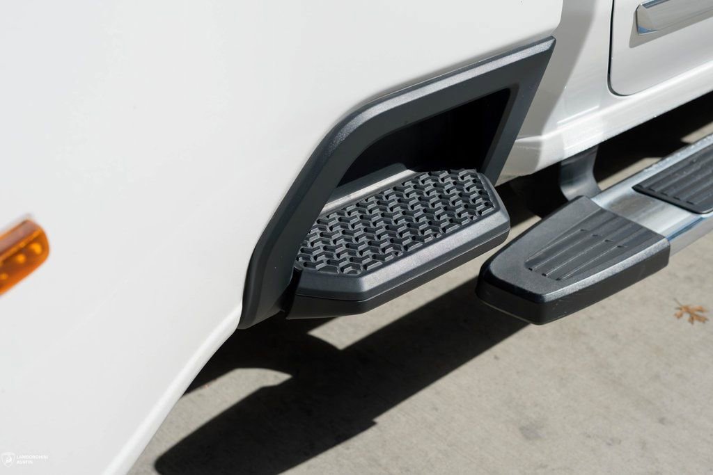 Used 2024 Chevrolet Silverado 3500 High Country w/ High Country Premium Package image 23