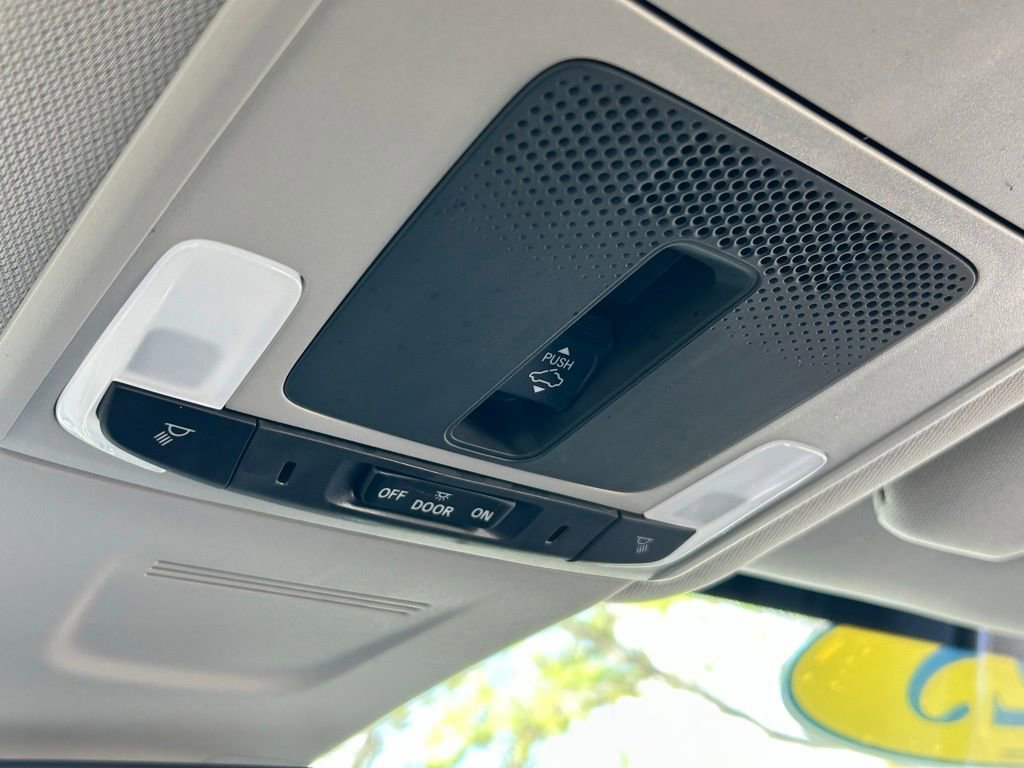 Used 2025 Honda CR-V EX image 54