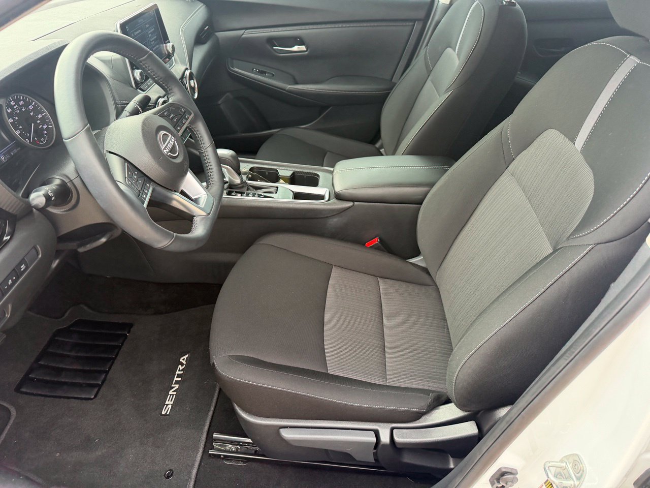 Certified 2025 Nissan Sentra SV w/ All-Weather Package FWD image 28