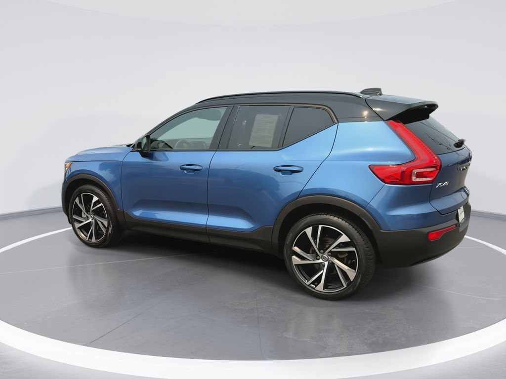 Used 2021 Volvo XC40 T5 R-Design AWD/4WD image 6