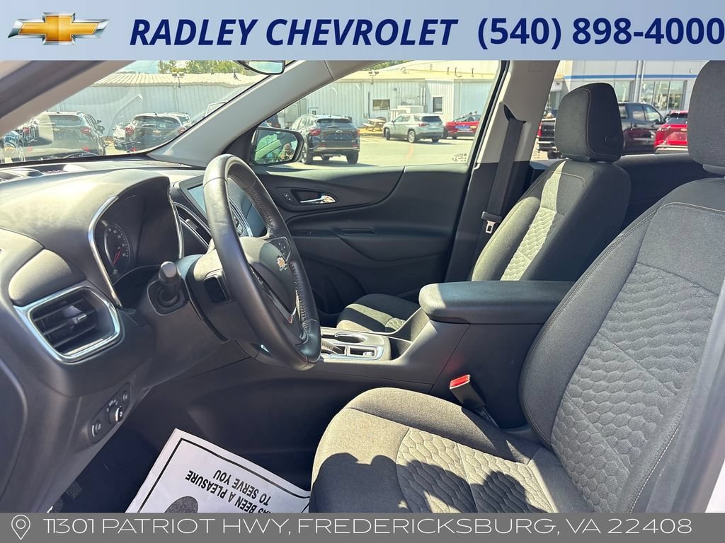 Used 2021 Chevrolet Equinox LT FWD image 3