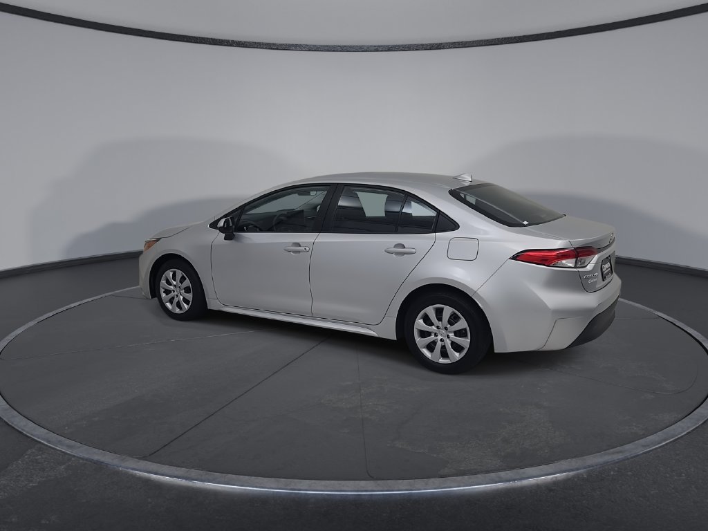 Used 2025 Toyota Corolla LE FWD image 12