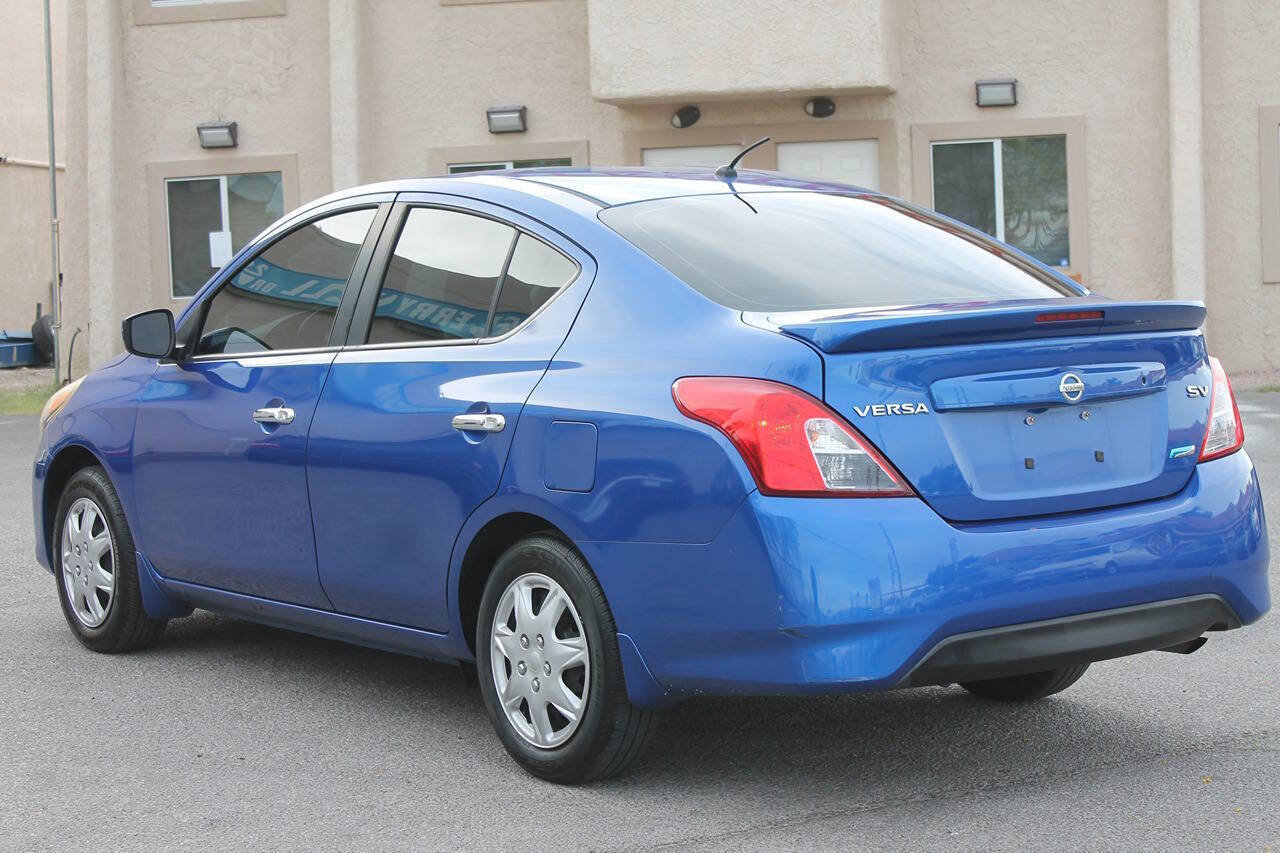 Used 2015 Nissan Versa SV FWD image 6