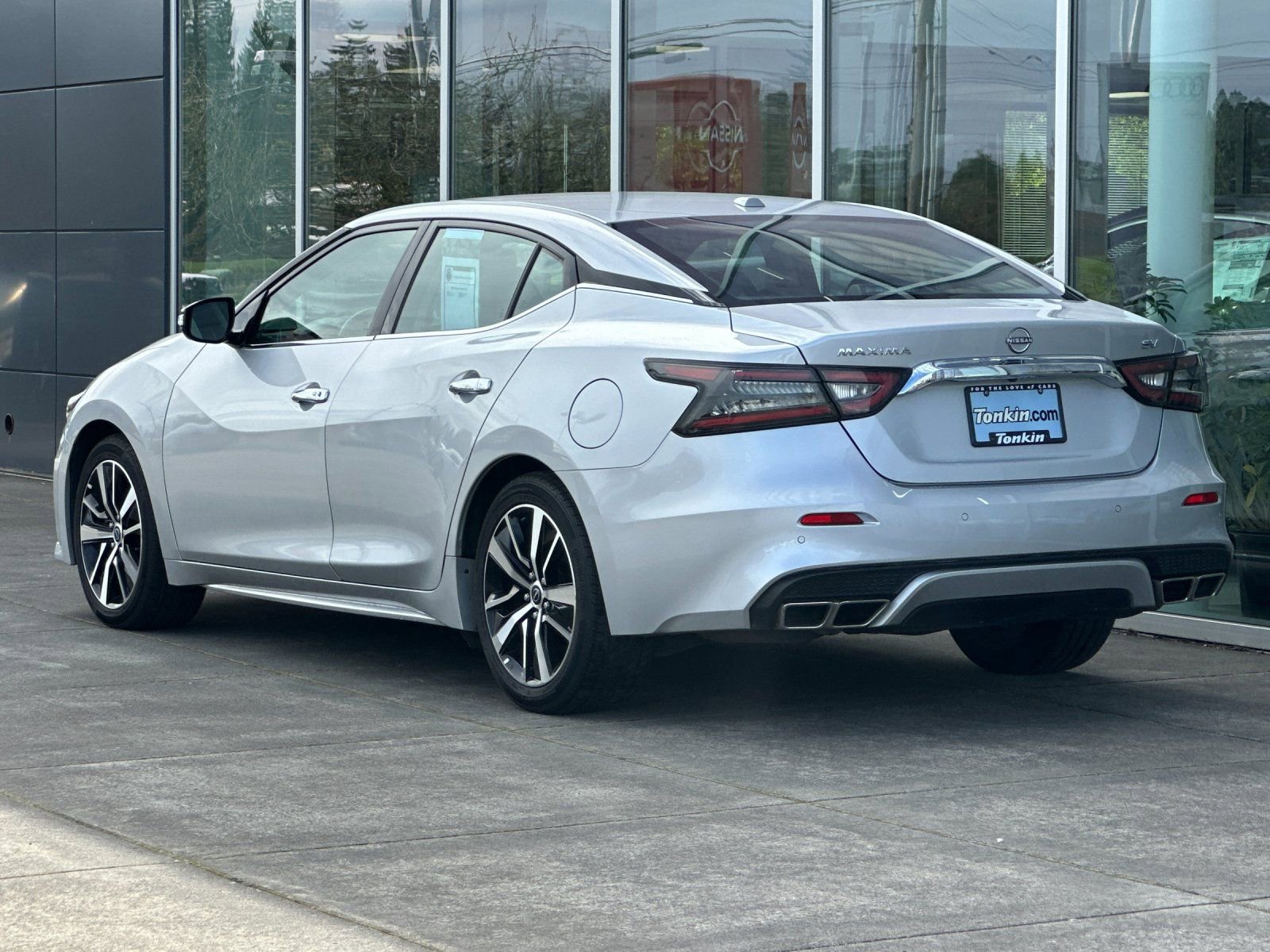 Used 2023 Nissan Maxima SV w/ Floor Mat Group image 5