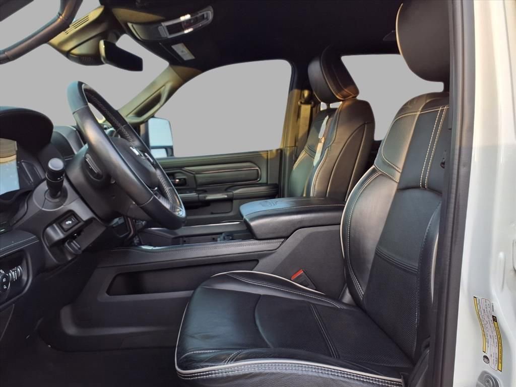 Used 2023 RAM 2500 Limited image 23