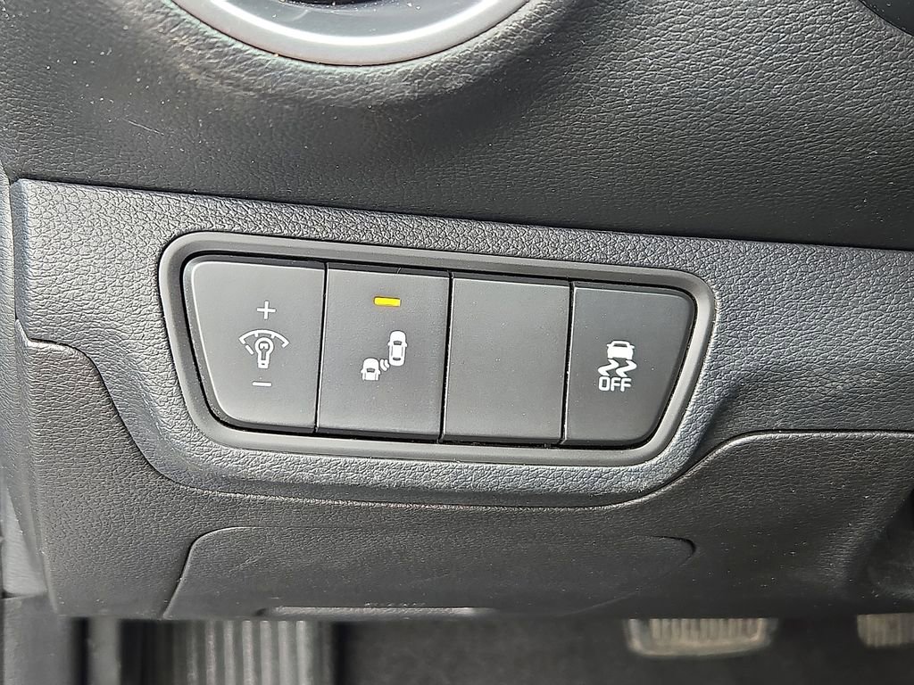 Used 2023 Kia Forte LXS w/ LXS Technology Package FWD image 22