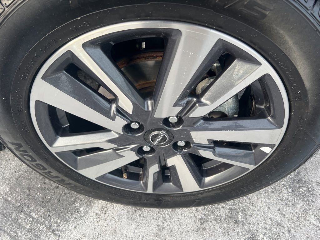 Certified 2023 Nissan Versa SV image 35