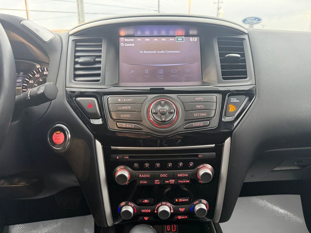 Used 2019 Nissan Pathfinder SV image 26