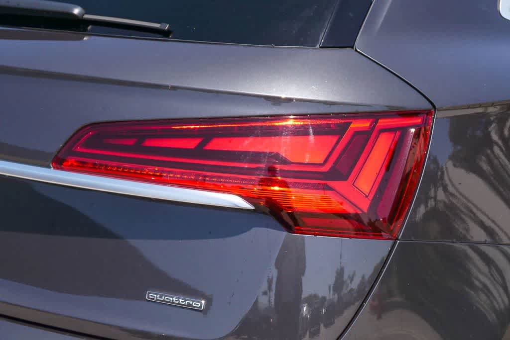 Used 2021 Audi Q5 2.0T Premium Plus w/ Premium Plus Package AWD/4WD image 11