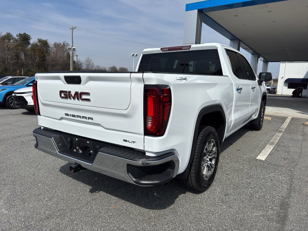 Used 2025 GMC Sierra 1500 SLT image 4