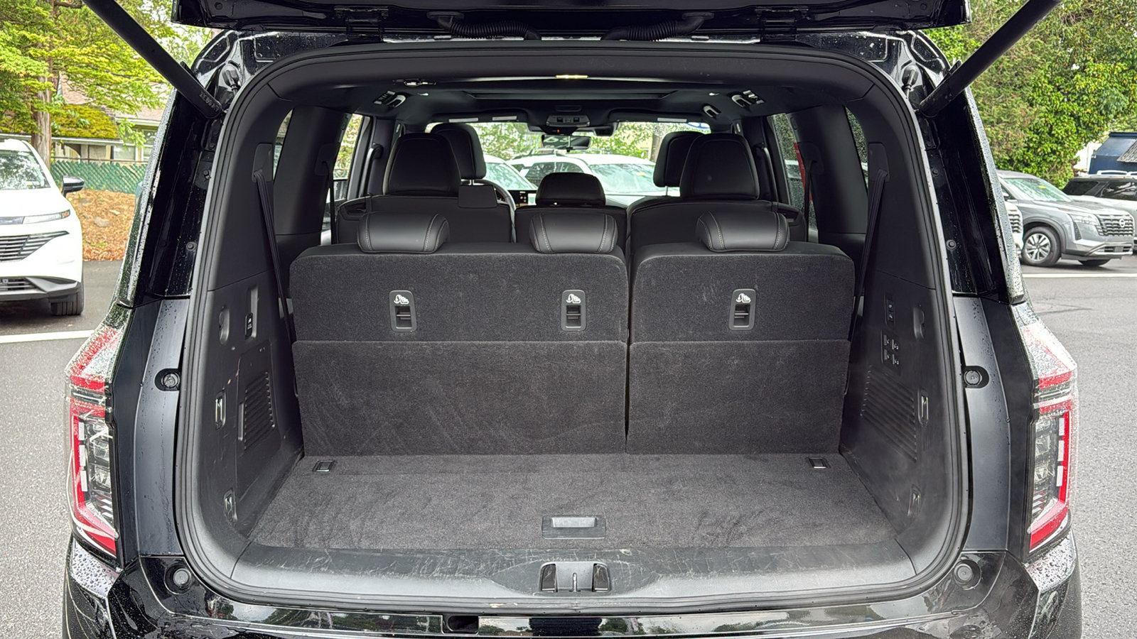 Certified 2025 Nissan Armada PRO-4X w/ Pro-4X Premium Package AWD/4WD image 25