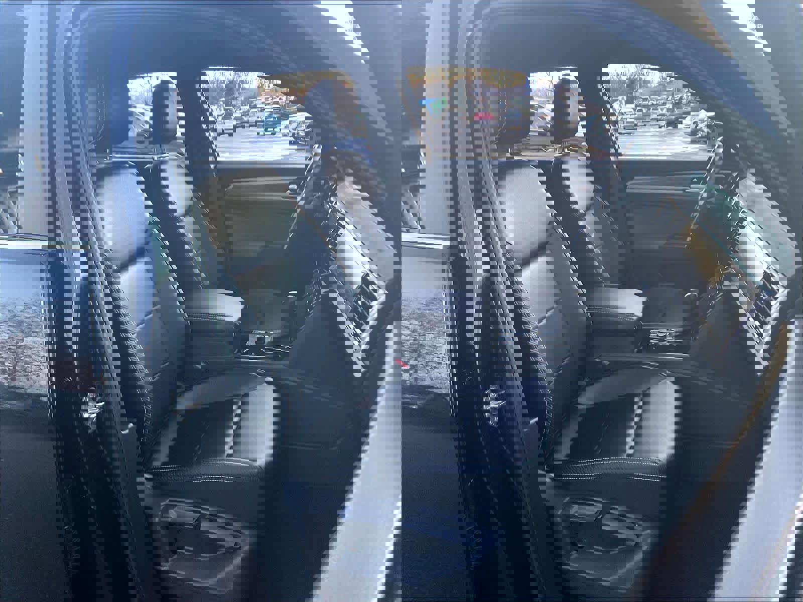 Certified 2022 Volkswagen Atlas Cross Sport SE image 11