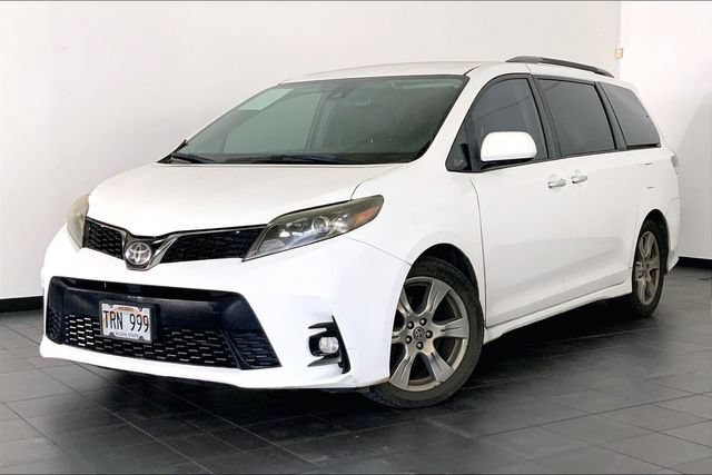 Used 2018 Toyota Sienna SE Premium