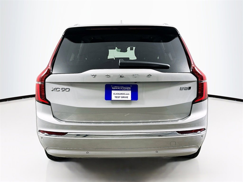 Used 2025 Volvo XC90 B5 Plus w/ Protection Package Premier image 15