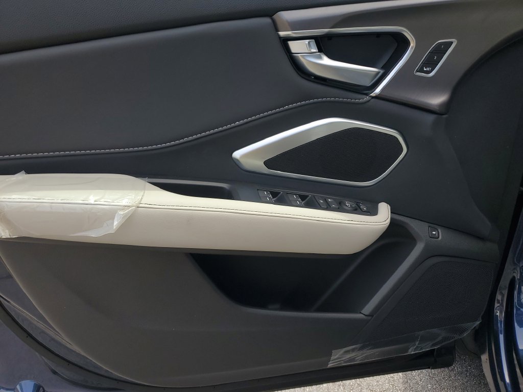 New 2026 Acura RDX SH-AWD image 18