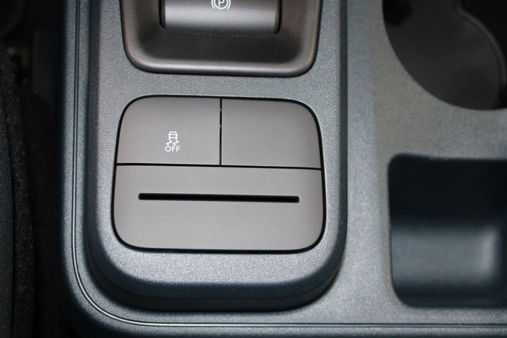 New 2025 Ford Maverick XLT w/ XLT Luxury Package image 40