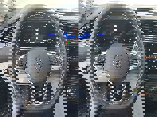 Certified 2023 Volkswagen Tiguan SE image 18