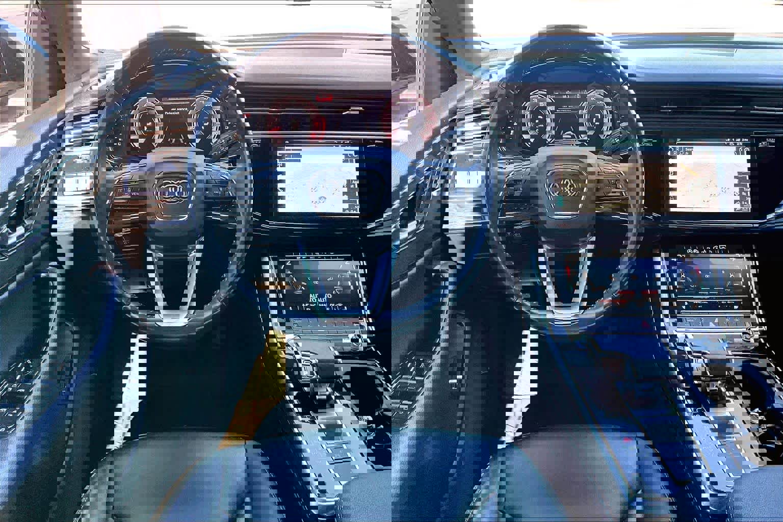 Used 2020 Audi Q8 Premium w/ Black Optic Package image 7