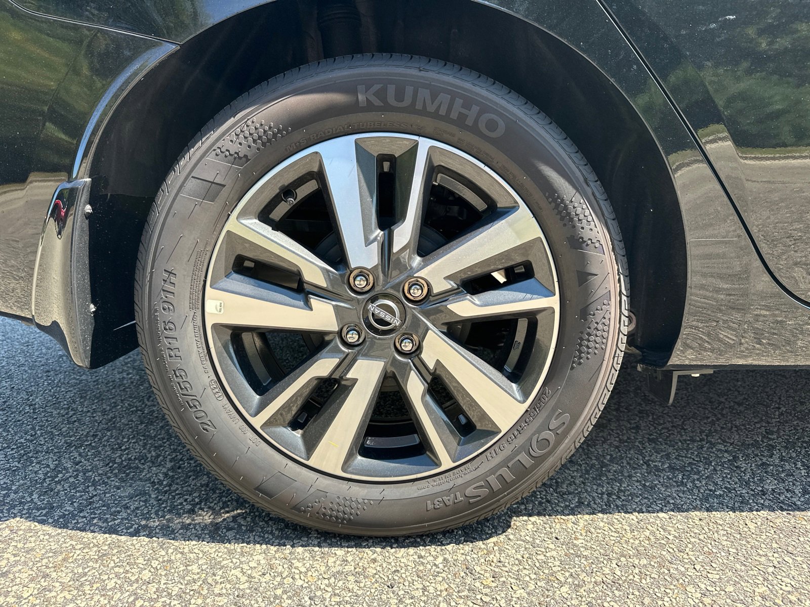 New 2025 Nissan Versa S w/ S Plus Package image 17