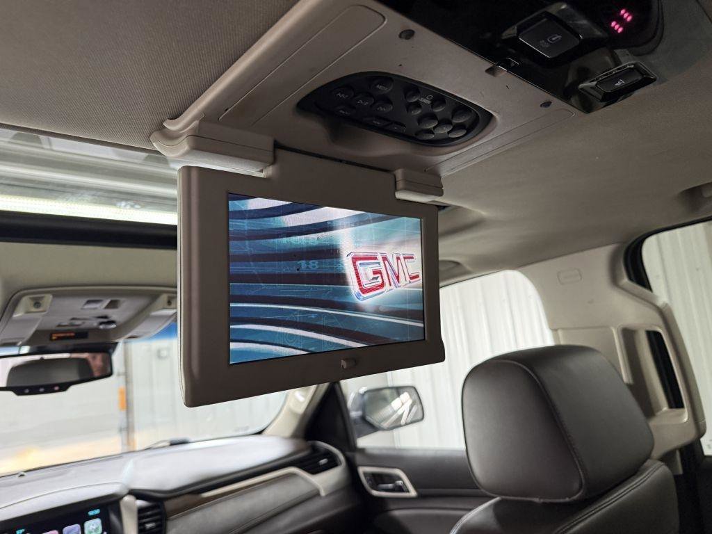 Used 2019 GMC Yukon XL Denali w/ Denali Ultimate Package image 28
