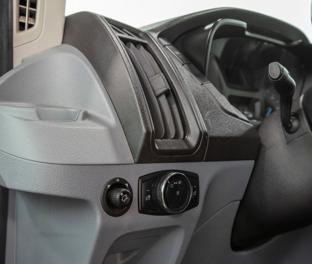 Used 2016 Ford Transit 350 XL image 18