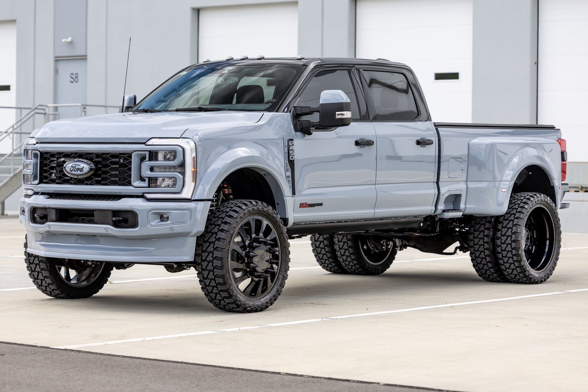 Used 2025 Ford F450 King Ranch w/ Chrome Package AWD/4WD image 8