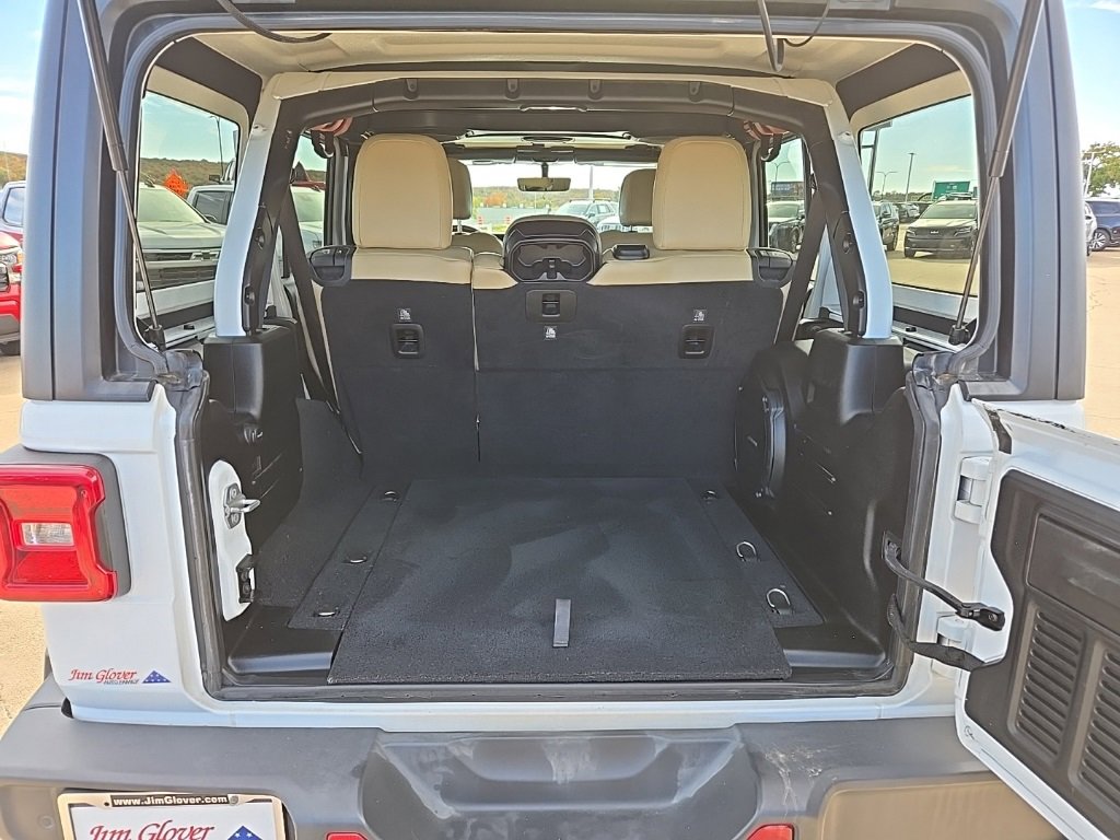 Used 2018 Jeep Wrangler Unlimited Sahara image 47