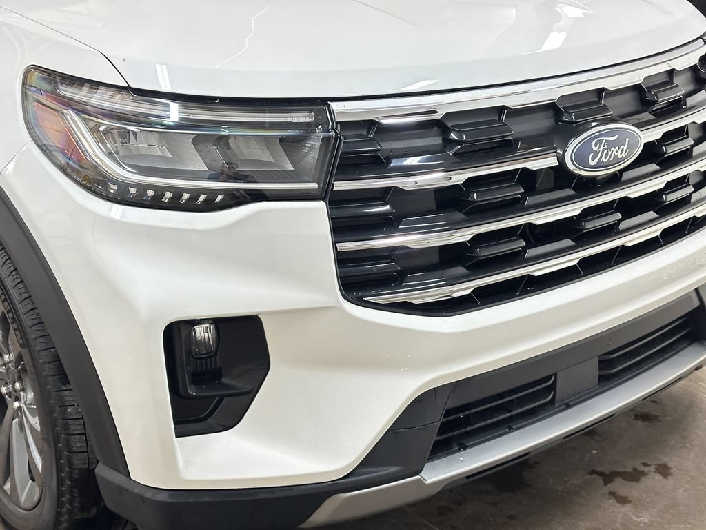 Used 2026 Ford Explorer Active w/ Active Comfort Package AWD/4WD image 15