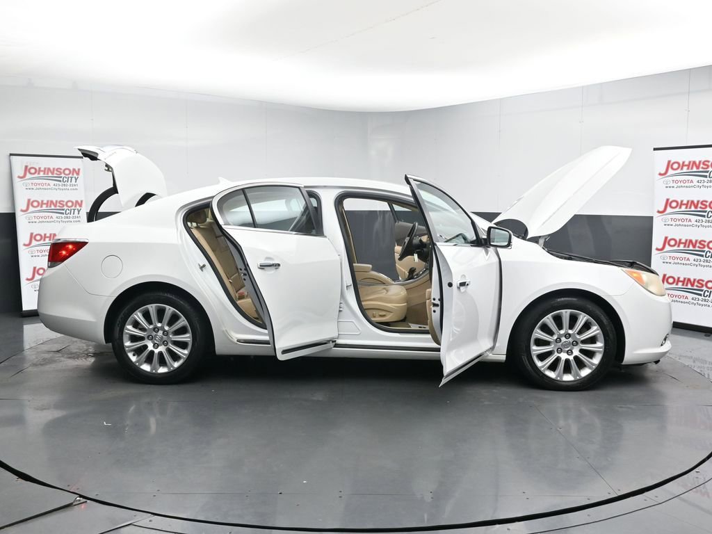 Used 2013 Buick LaCrosse Leather w/ Entertainment Package image 42