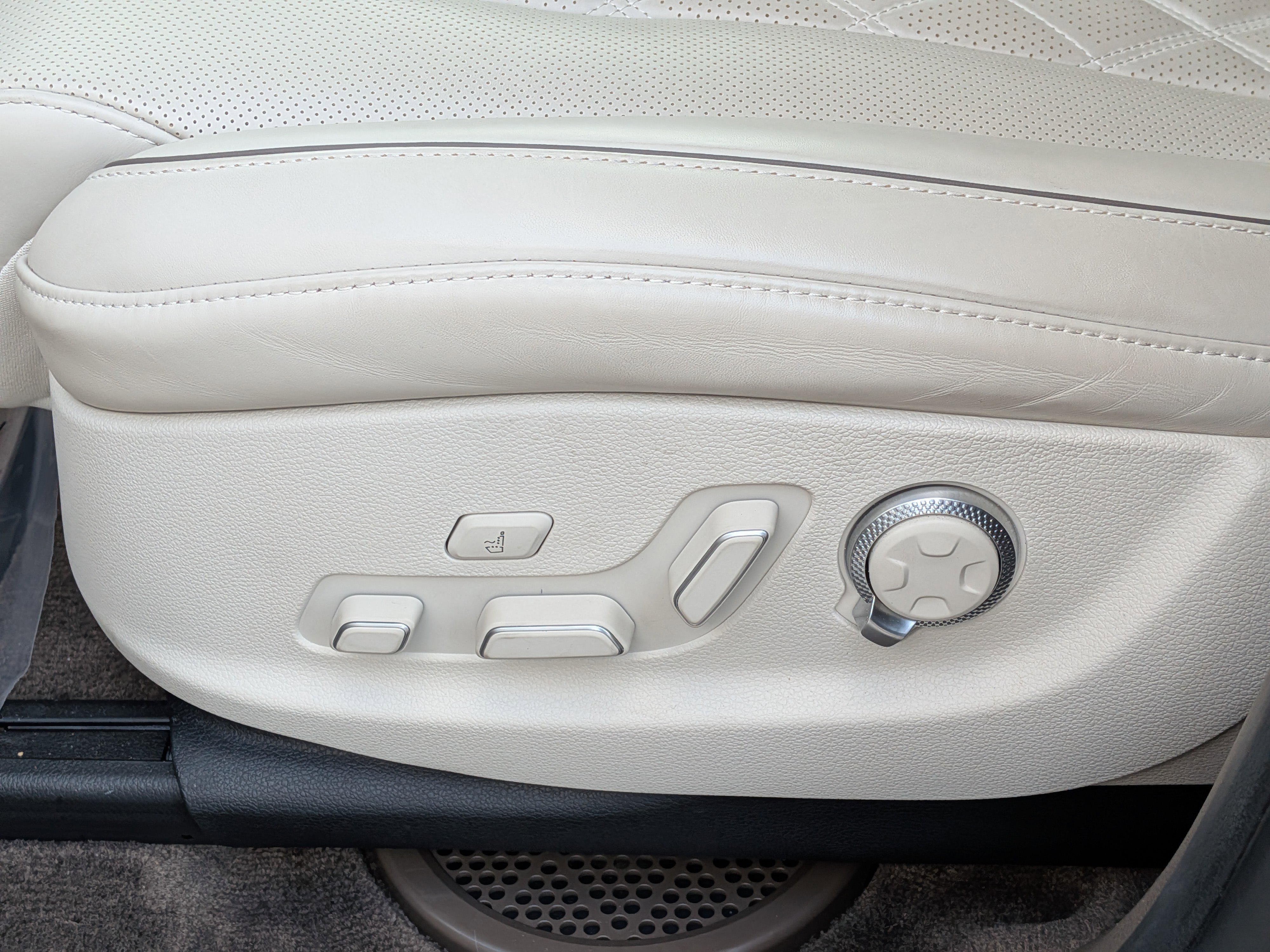 Used 2024 Genesis GV80 3.5T image 24