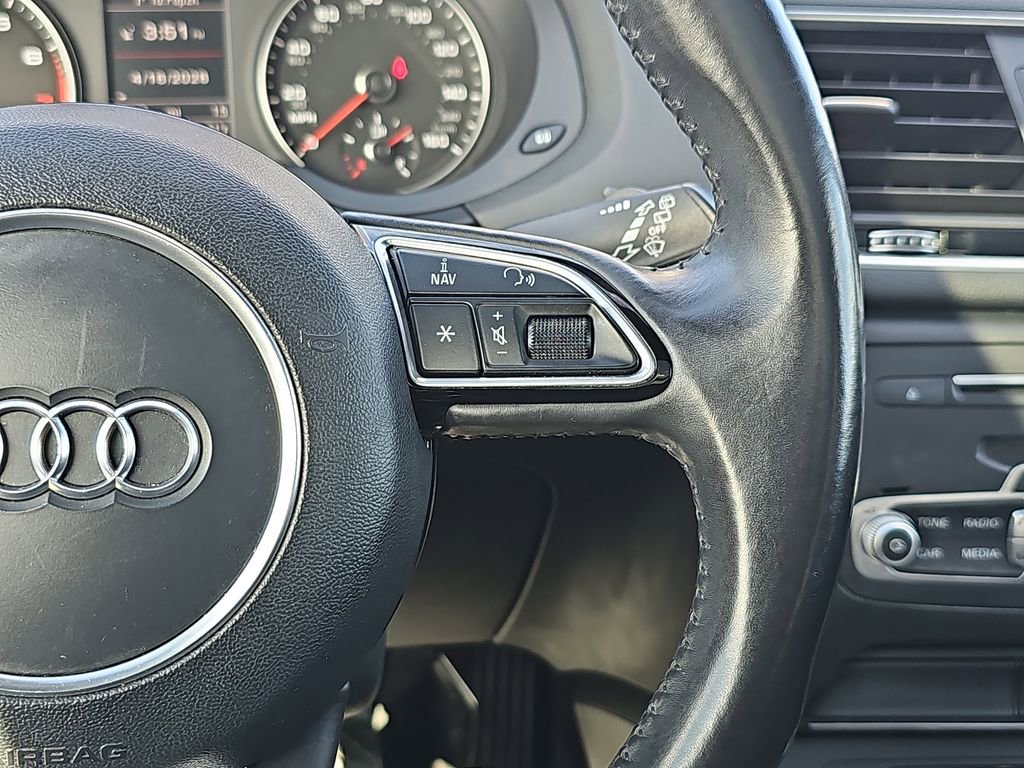 Used 2017 Audi Q3 2.0T Prestige w/ Prestige Package AWD/4WD image 21