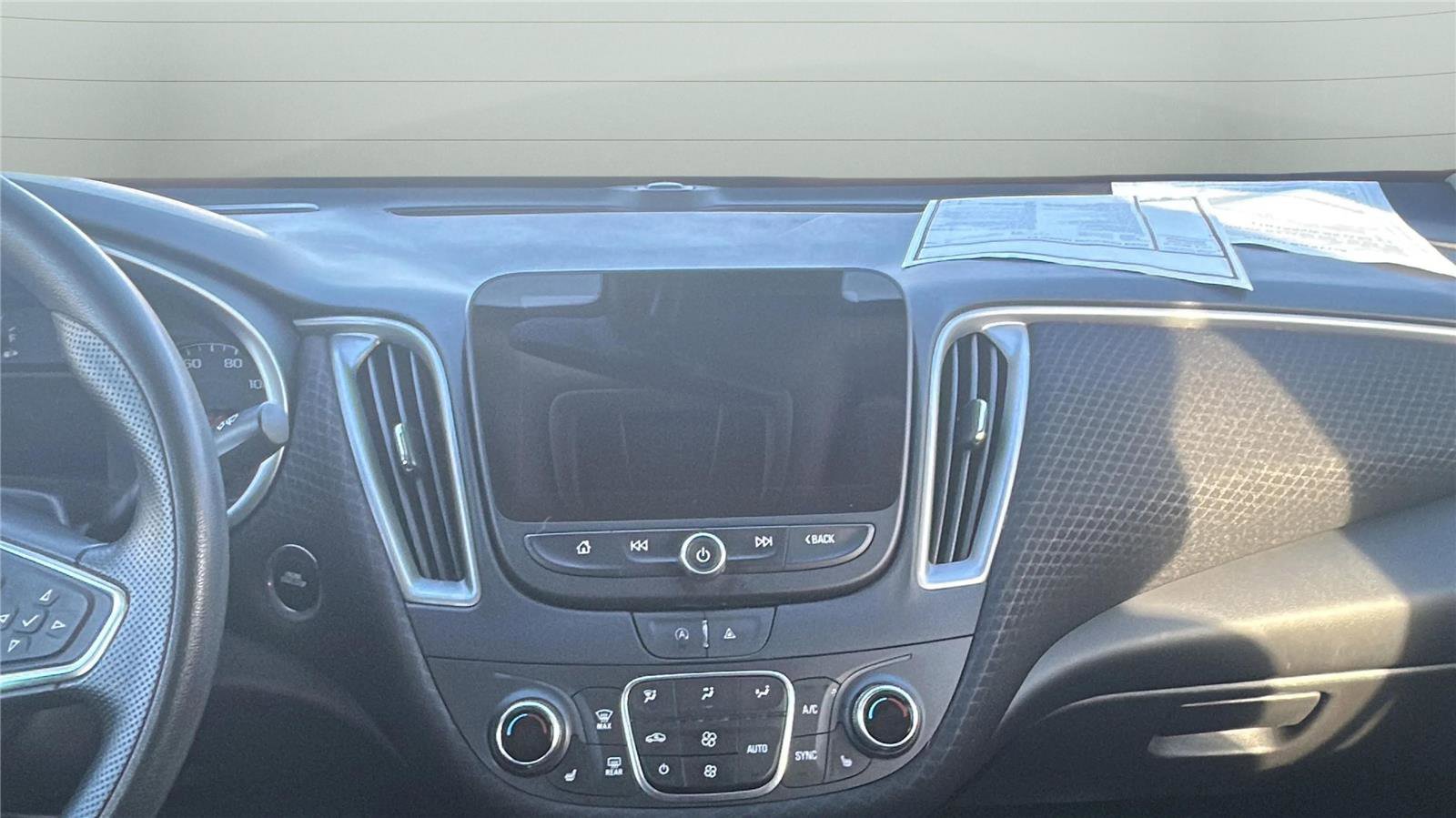 Used 2023 Chevrolet Malibu LT image 12