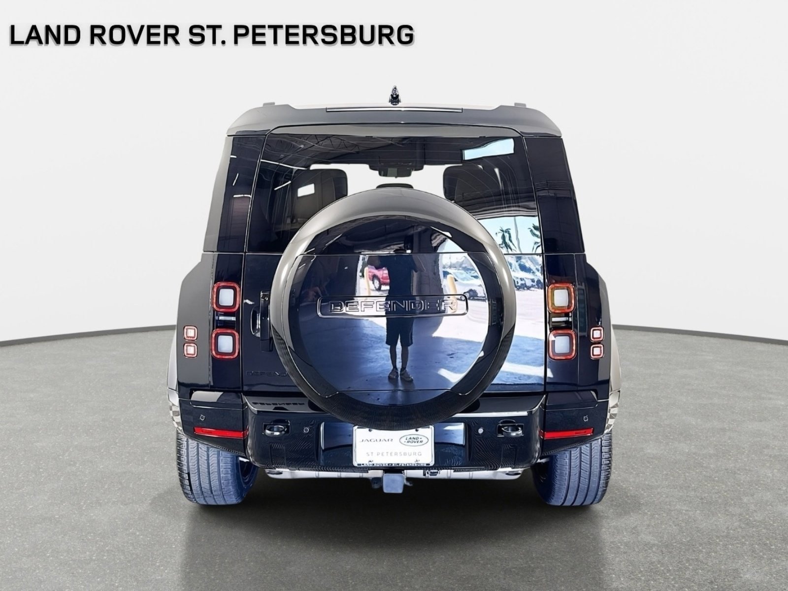 Used 2026 Land Rover Defender 110 X-Dynamic SE AWD/4WD image 6