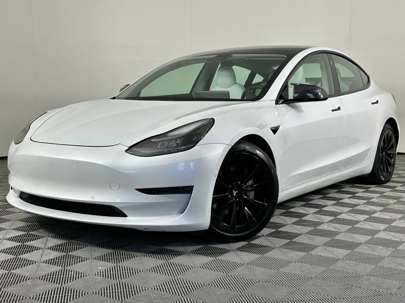 Used 2021 Tesla Model 3 Long Range AWD/4WD image 38